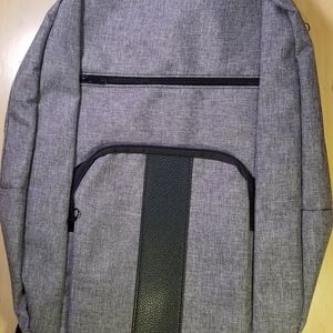 Unbranded grey, and black bookbag3 zipper storage